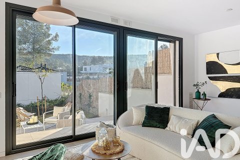 Apartamento de 4 dormitorios en venta en Sant Pere de Ribes, Barcelona, Cataluña, Spain № 7373 - foto 5