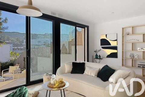 Apartamento de 4 dormitorios en venta en Sant Pere de Ribes, Barcelona, Cataluña, Spain № 7373 - foto 2
