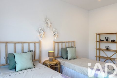 Apartamento de 4 dormitorios en venta en Sant Pere de Ribes, Barcelona, Cataluña, Spain № 7373 - foto 14