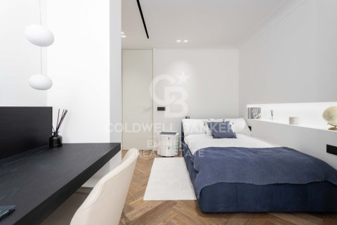 4 bedrooms apartment for sale in Barcelona, Catalonia, Spain № 5953 - photo 24