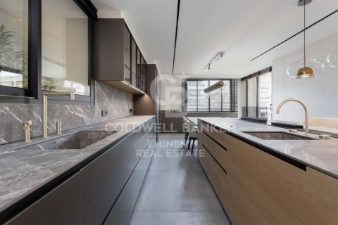 4 bedrooms apartment for sale in Barcelona, Catalonia, Spain № 5953 - photo 8