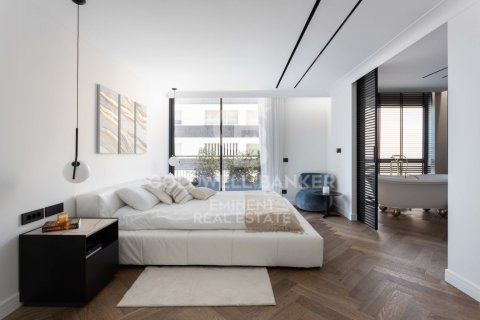 4 bedrooms apartment for sale in Barcelona, Catalonia, Spain № 5953 - photo 14