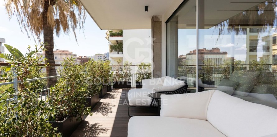 4 bedrooms apartment for sale in Barcelona, Catalonia, Spain № 5953