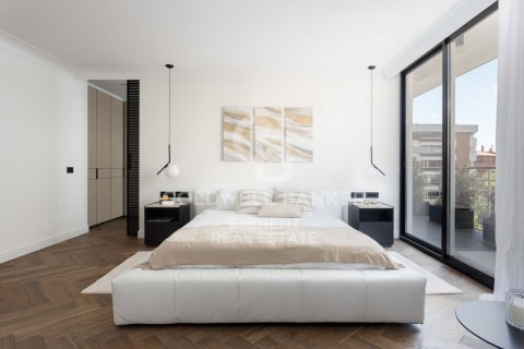 4 bedrooms apartment for sale in Barcelona, Catalonia, Spain № 5953 - photo 16