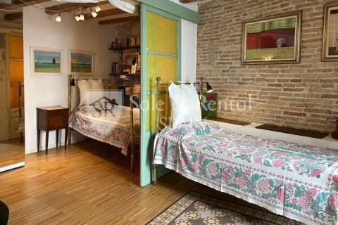 Apartamento de 3 dormitorios en venta en Barcelona, Cataluña, Spain № 8905 - foto 28