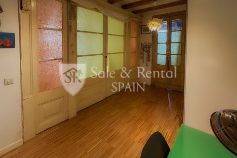 Apartamento de 3 dormitorios en venta en Barcelona, Cataluña, Spain № 8905 - foto 19