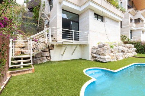 3 bedrooms house for sale in Sitges, Barcelona, Catalonia, Spain № 8906 - photo 25