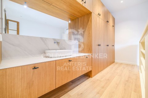 3 bedrooms penthouse for sale in Barcelona, Catalonia, Spain № 5363 - photo 10