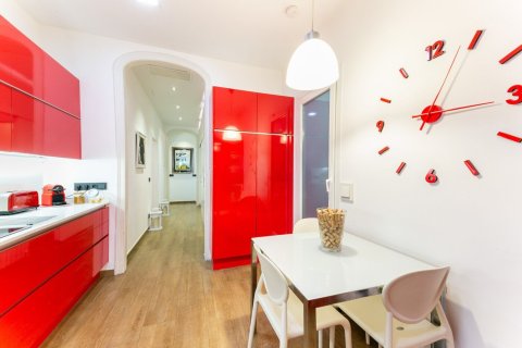 7 bedrooms apartment for sale in Barcelona, Catalonia, Spain № 1482 - photo 11