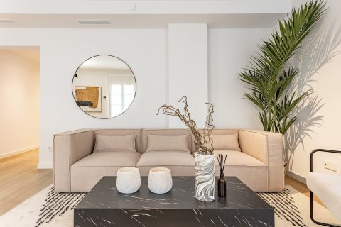 3 bedrooms apartment for sale in Barcelona, Catalonia, Spain № 1480 - photo 7