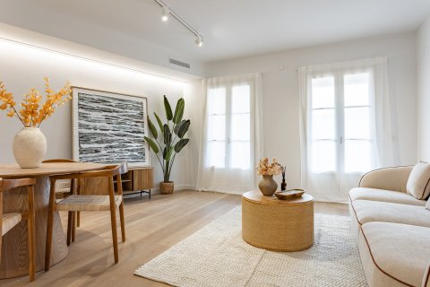 3 bedrooms apartment for sale in Barcelona, Catalonia, Spain № 1480 - photo 18
