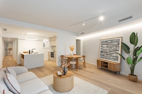3 bedrooms apartment for sale in Barcelona, Catalonia, Spain № 1480 - photo 15