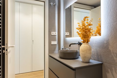 3 bedrooms apartment for sale in Barcelona, Catalonia, Spain № 1480 - photo 2