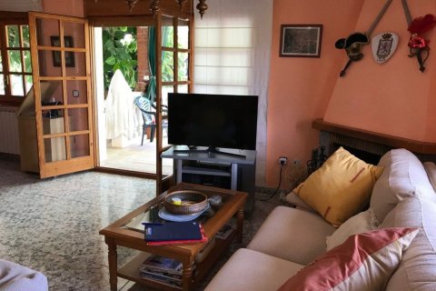 4 bedrooms house for sale in Calafell, Tarragona, Catalonia, Spain № 6800 - photo 12