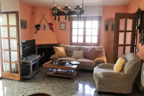 4 bedrooms house for sale in Calafell, Tarragona, Catalonia, Spain № 6800 - photo 13