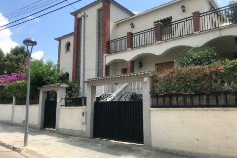 4 bedrooms house for sale in Calafell, Tarragona, Catalonia, Spain № 6800
