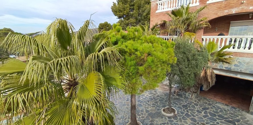 5 bedrooms house for sale in Coma-Ruga, Tarragona, Catalonia, Spain № 6796