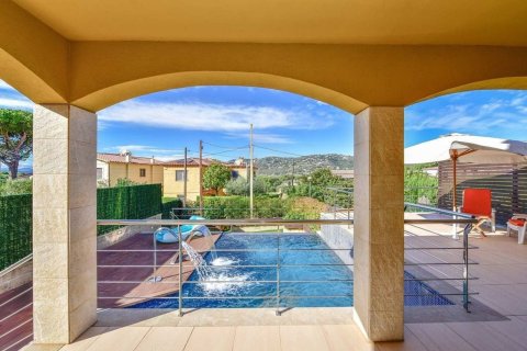 4 bedrooms house for sale in Platja D'aro, Girona, Catalonia, Spain № 7216 - photo 4