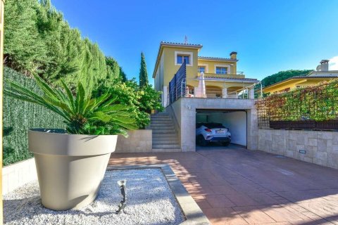 4 bedrooms house for sale in Platja D'aro, Girona, Catalonia, Spain № 7216 - photo 16