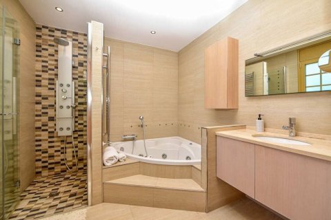 4 bedrooms house for sale in Platja D'aro, Girona, Catalonia, Spain № 7216 - photo 28