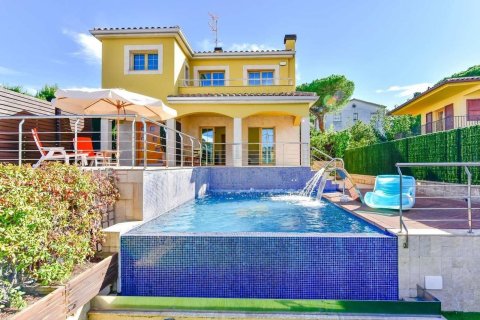 4 bedrooms house for sale in Platja D'aro, Girona, Catalonia, Spain № 7216 - photo 13