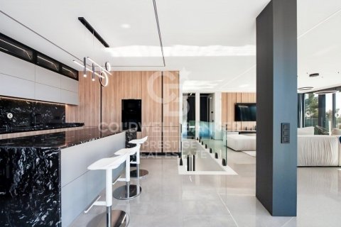 Купить виллу в Кастельдефельс, Испания с 5 спален, 327м², № 5693 - фото 12