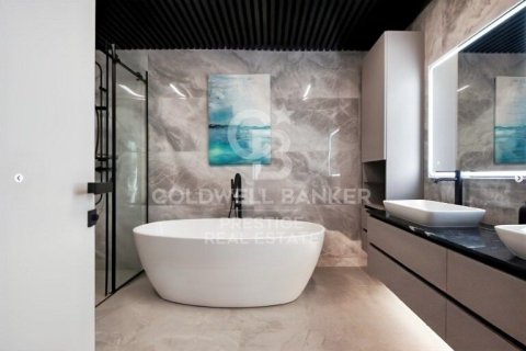 Купить виллу в Кастельдефельс, Испания с 5 спален, 327м², № 5693 - фото 22