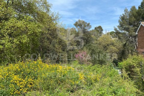 1065 sq.m. land plot for sale in Cerdanyola Del Valles, Barcelona, Catalonia, Spain № 7968