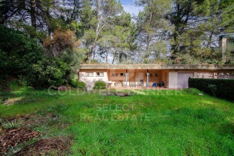 2000 sq.m. land plot for sale in Cerdanyola Del Valles, Barcelona, Catalonia, Spain № 7970 - photo 3