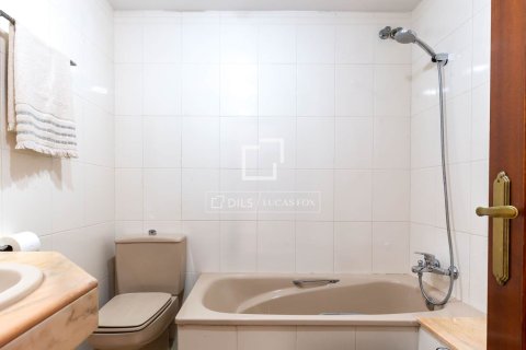 4 bedrooms apartment for sale in Sant Just Desvern, Barcelona, Catalonia, Spain № 7046 - photo 23