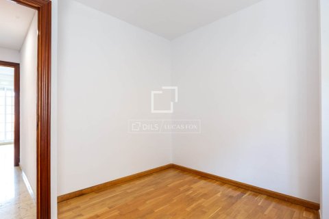 4 bedrooms apartment for sale in Sant Just Desvern, Barcelona, Catalonia, Spain № 7046 - photo 12