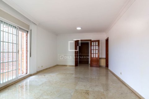 4 bedrooms apartment for sale in Sant Just Desvern, Barcelona, Catalonia, Spain № 7046 - photo 8