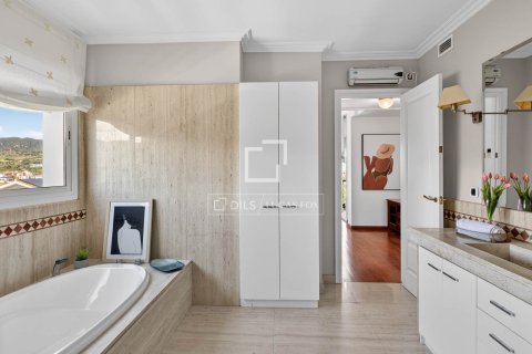 5 bedrooms villa for sale in Alella, Barcelona, Catalonia, Spain № 7045 - photo 10