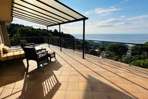 7 bedrooms villa for sale in Lloret de Mar, Girona, Catalonia, Spain № 1794