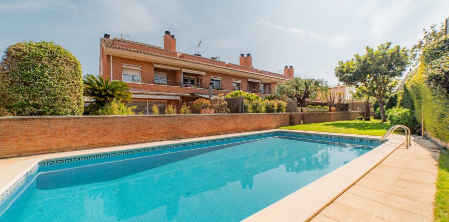 4 bedrooms house for sale in Vilassar de Mar, Barcelona, Catalonia, Spain № 1596