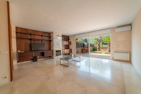 4 bedrooms house for sale in Vilassar de Mar, Barcelona, Catalonia, Spain № 1596 - photo 3
