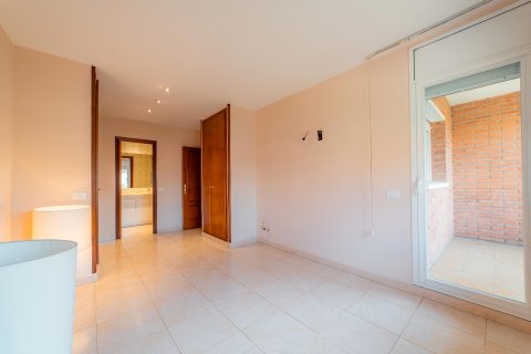 4 bedrooms house for sale in Vilassar de Mar, Barcelona, Catalonia, Spain № 1596 - photo 10