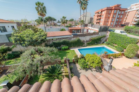 4 bedrooms house for sale in Vilassar de Mar, Barcelona, Catalonia, Spain № 1596 - photo 20