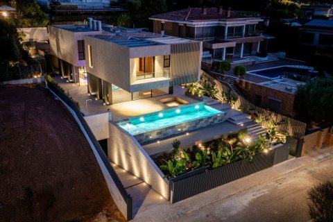 Сasa de 5 dormitorios en venta en Teia, Barcelona, Cataluña, Spain № 1598 - foto 18