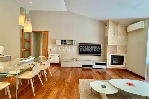 Ático de 3 dormitorios en alquiler en Principado De Andorra (Ninguna Poblacion Tiene C.P.), Lérida, Cataluña, Spain № 7995 - foto 7