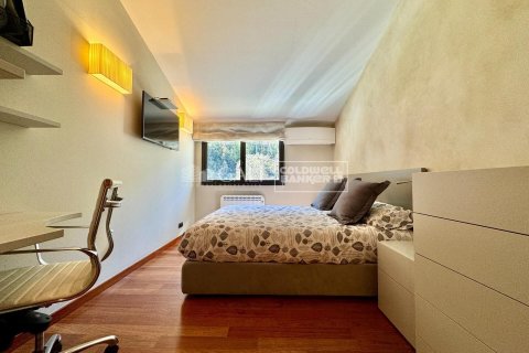 Ático de 3 dormitorios en alquiler en Principado De Andorra (Ninguna Poblacion Tiene C.P.), Lérida, Cataluña, Spain № 7995 - foto 20