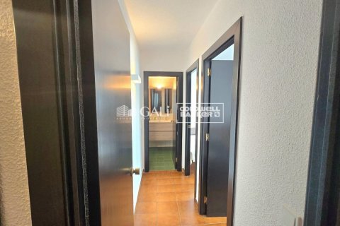Ático de 4 dormitorios en alquiler en Principado De Andorra (Ninguna Poblacion Tiene C.P.), Lérida, Cataluña, Spain № 7998 - foto 16