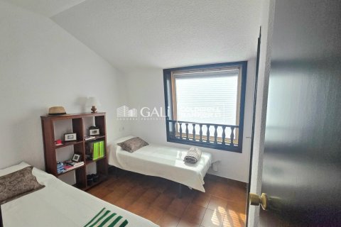 Ático de 4 dormitorios en alquiler en Principado De Andorra (Ninguna Poblacion Tiene C.P.), Lérida, Cataluña, Spain № 7998 - foto 11