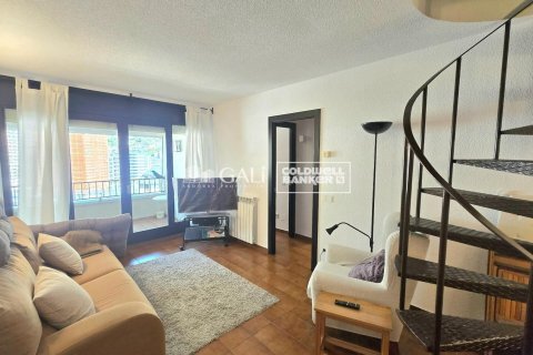 4 bedrooms penthouse for rent in Principado De Andorra (Ninguna Poblacion Tiene C.P.), Lleida, Catalonia, Spain № 7998