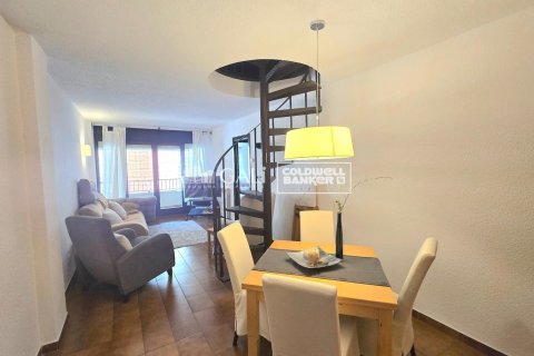 Ático de 4 dormitorios en alquiler en Principado De Andorra (Ninguna Poblacion Tiene C.P.), Lérida, Cataluña, Spain № 7998 - foto 4