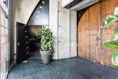 1400 sq.m. house for sale in Barcelona, Catalonia, Spain № 7993 - photo 2
