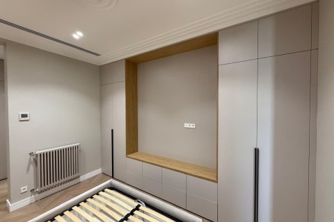 3 bedrooms apartment for sale in Eixample, Barcelona, Catalonia, Spain № 1157 - photo 11