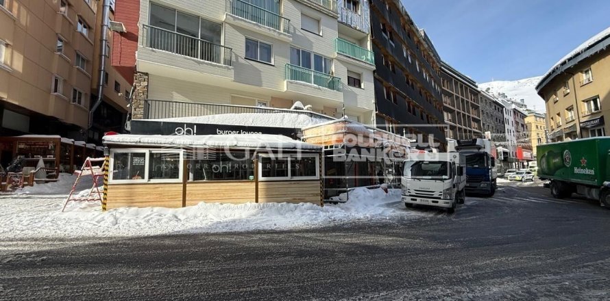 452 sq.m. commercial property for rent in Principado De Andorra (Ninguna Poblacion Tiene C.P.), Lleida, Catalonia, Spain № 5272