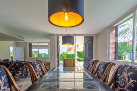 Сasa de 5 dormitorios en venta en Sant Andreu de Llavaneres, Barcelona, Cataluña, Spain № 3631 - foto 10