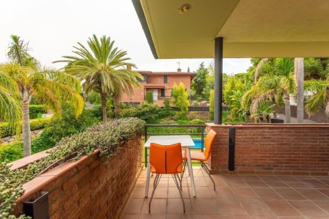 Сasa de 5 dormitorios en venta en Sant Andreu de Llavaneres, Barcelona, Cataluña, Spain № 3631 - foto 6